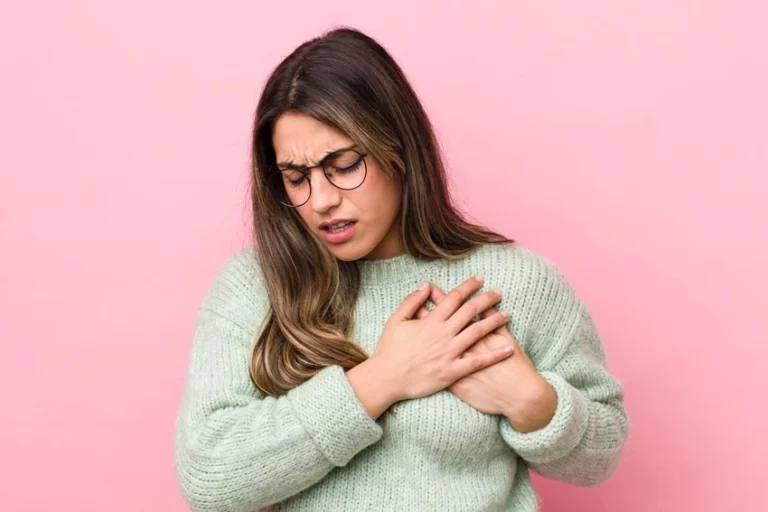 O Que é Mastalgia? Entenda as Causas da Dor nas Mamas e Quando se Preocupar
