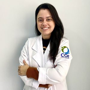 Danielle Fortes Colosimo Atualmente atua nas Clínicas COE de São José dos Campos, Jacareí e Hospital Pio XII com foco em Tumores de Mama e Ginecológicos.